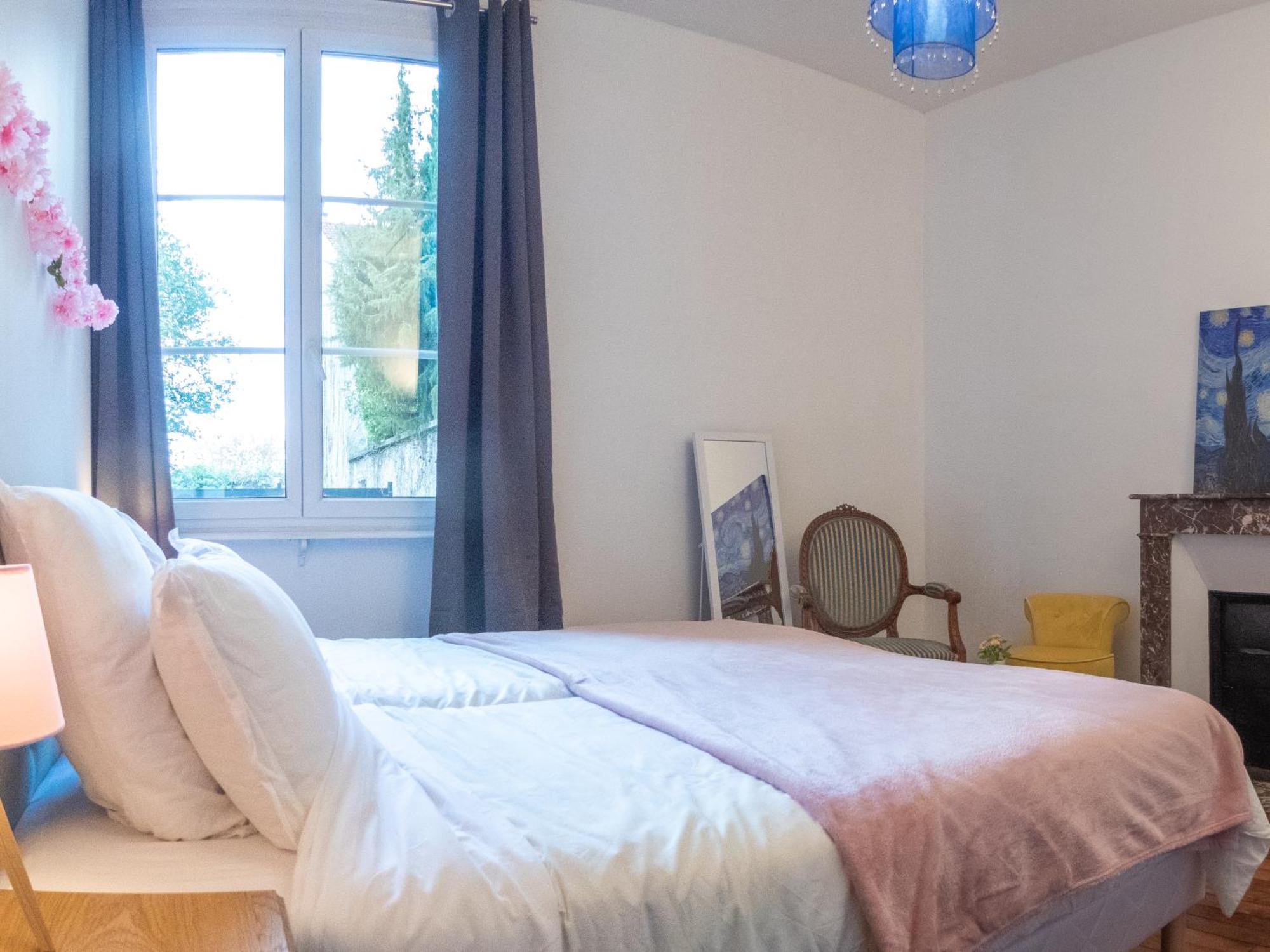 L'Amour De La Paix - Centre-Ville - Jardin - Proche Gare - Tv65"Primevideo - Ambiance Tres Chaleureuse - Parking Gratuit Sous-Video Surveillance Proche - Gere Par Presta-Zen'Services Verdun-sur-Meuse Екстериор снимка